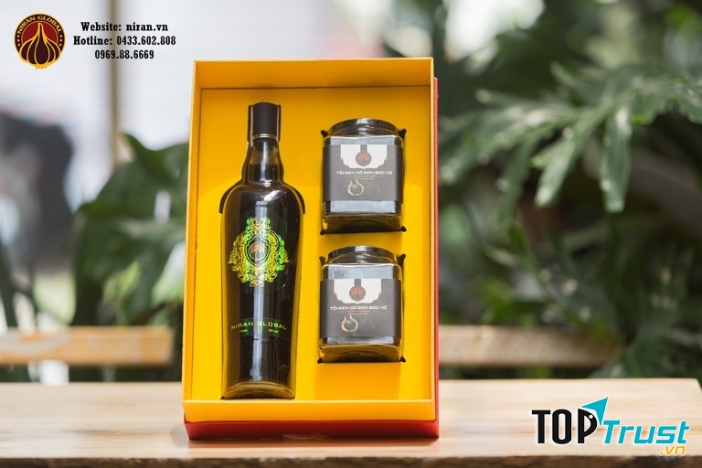 Tỏi đen cũng có thể ngâm rượu sử dụng bảo vệ sức khỏe