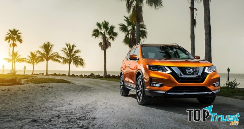 Nissan Rogue lần đầu lọt vào top 10