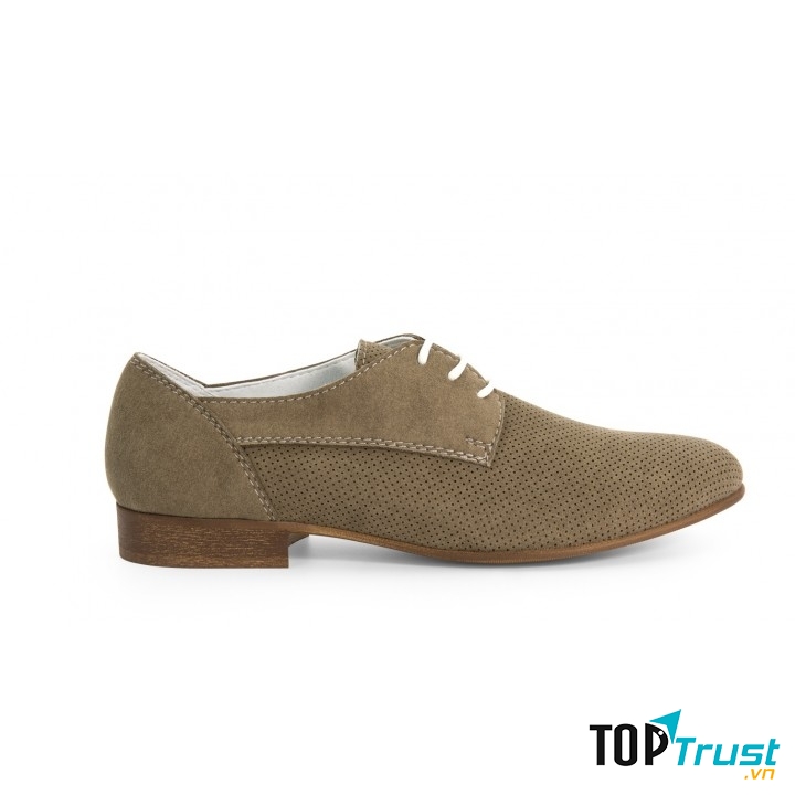 Các sản phẩm giày của Noah luôn mang tiêu chí thân thiện với môi trường lên hàng đầu,