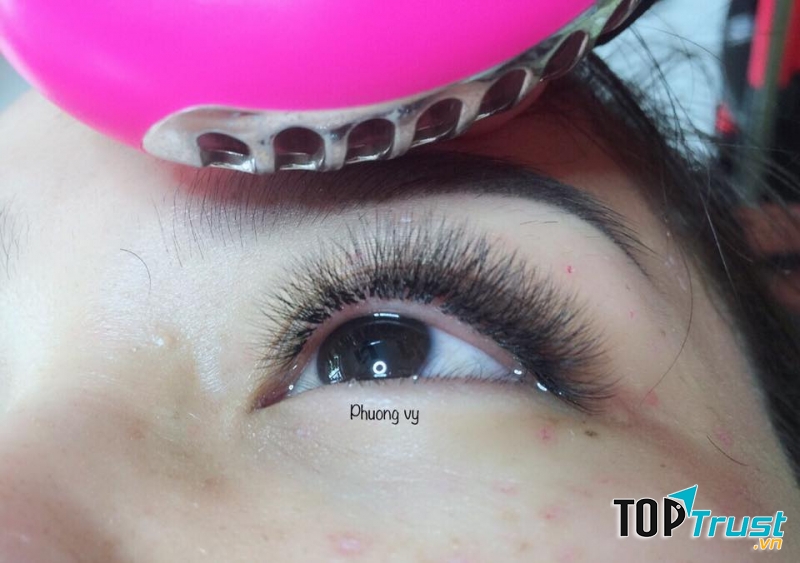 Nối Mi Phương Vy