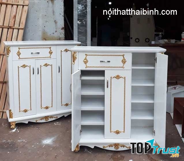 Mẫu tủ sơn trắng hoa văn dát mạ vàng sang trọng