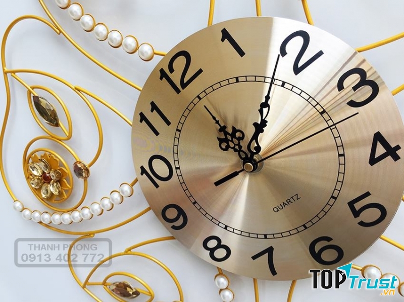 Tranh đồng hồ đính đá