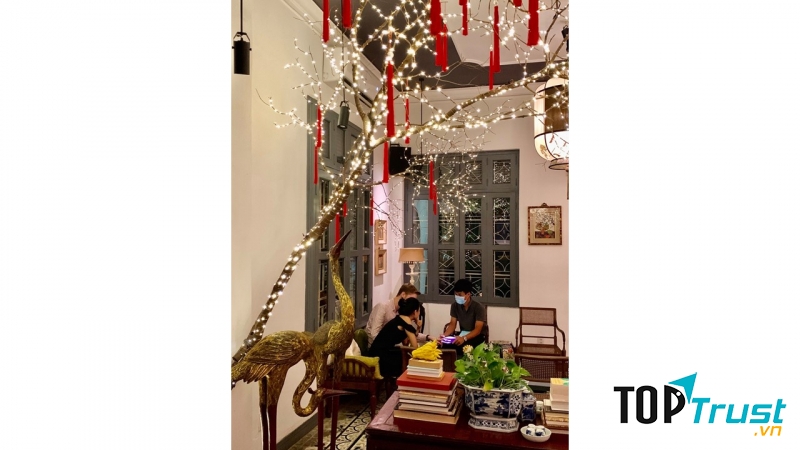 Noir ﻿– Dining in the dark