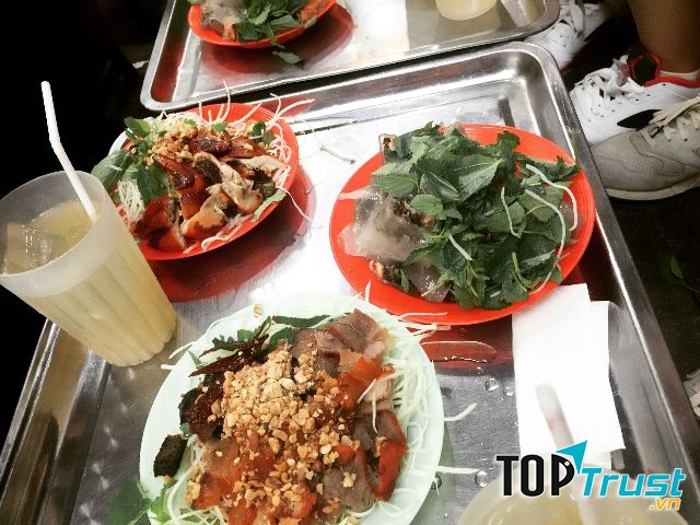 Nộm bò khô 53 Đinh Tiên Hoàng