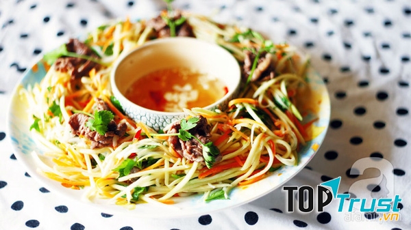 Nộm bò xoài xanh