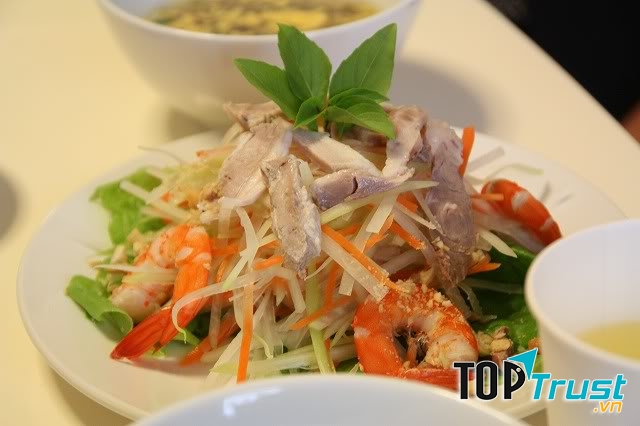 Nộm đu đủ tôm