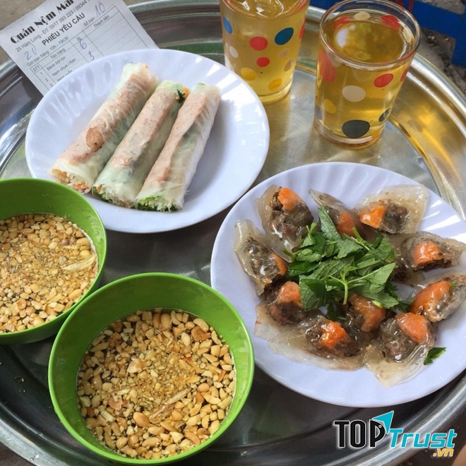 Nem cuốn và bánh bột lọc