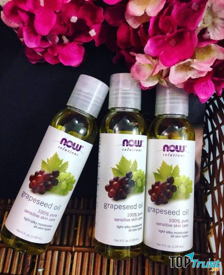 Dầu có thể dùng để tẩy trang, dưỡng tóc, dưỡng da body