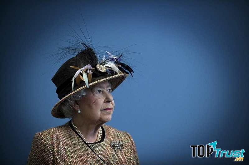 Nữ hoàng Anh: Elizabeth II