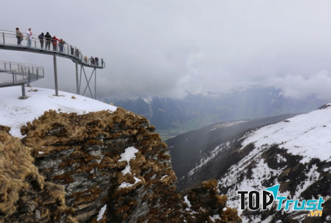 Đỉnh núi Jungfrau