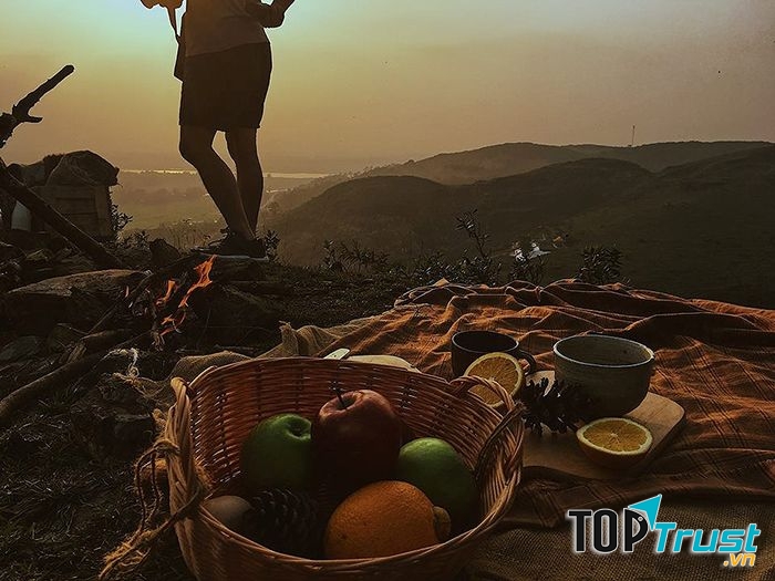 Bạn hãy chuẩn bị một số đồ ăn cho chương trình dã ngoại