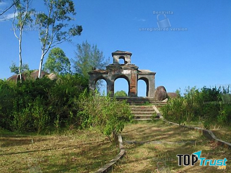 Cổng cổ Lũy còn lại