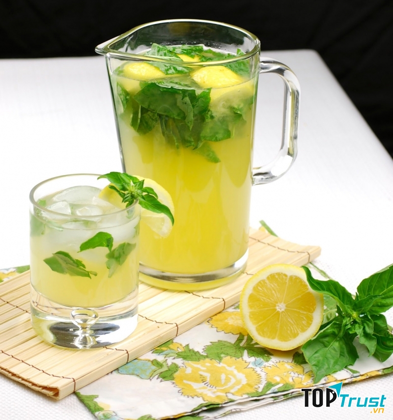 Nước chanh giúp thanh lọc cơ thể