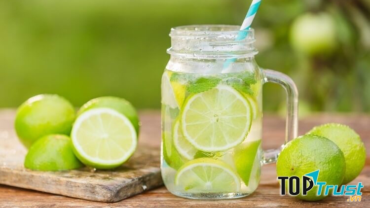 Nước chanh - Thức uống người bị gout nên dùng