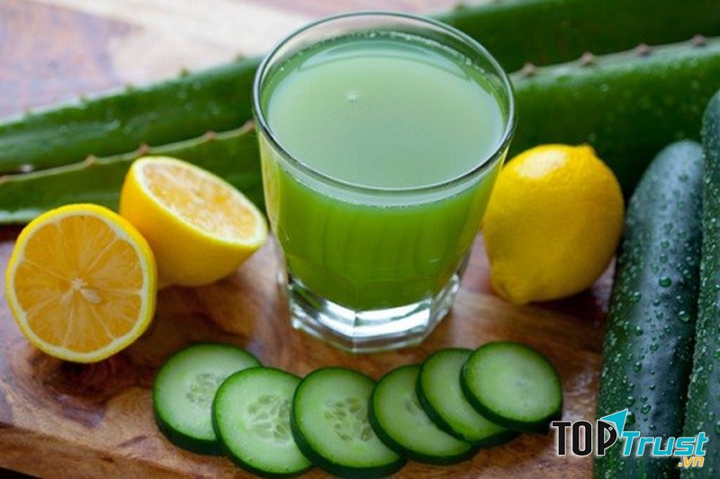 Nước cốt chanh và nước ép dưa chuột