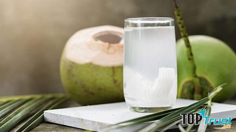 Nước dừa xiêm