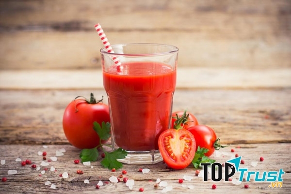 Mỗi ngày nên uống 1 ly nước ép cà chua để có một sức khỏe tốt