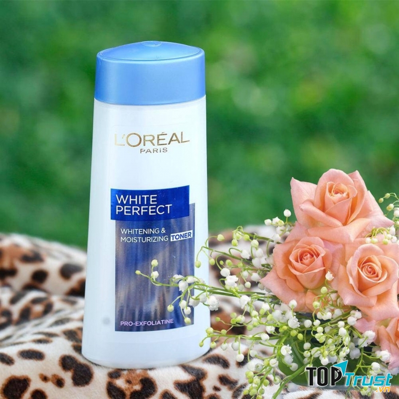 Nước hoa hồng L’Oreal White Perfect