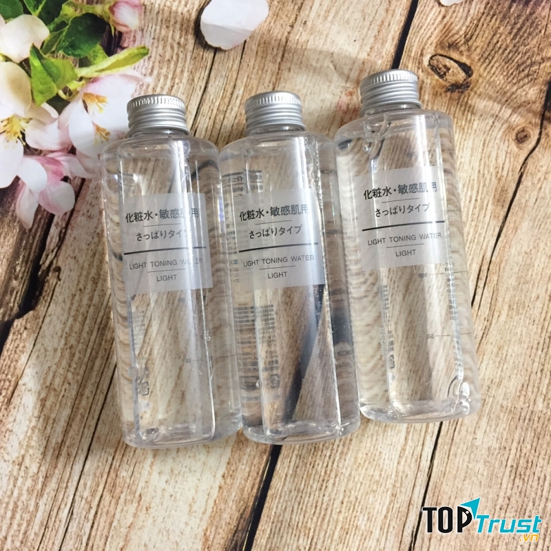 Muji Light Toning Water High là một sản phẩm thích hợp cho nhiều loại da