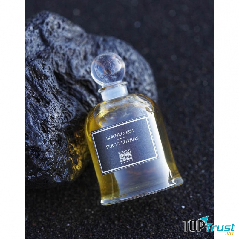 Serge Lutens’ Borneo 1834 Cologne