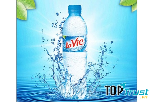 Nước khoáng thiên nhiên La Vie