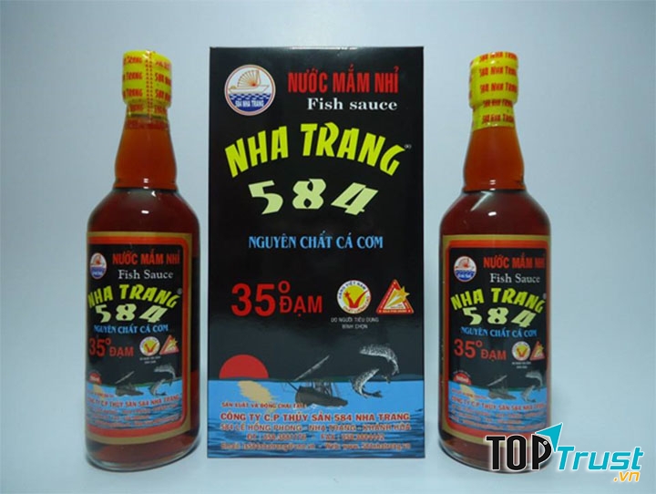 Nước mắm nhĩ cá cơm 584 Nha Trang
