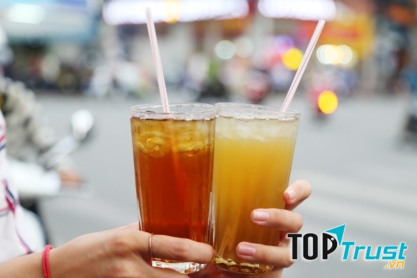 Nước mía lau giúp giải khát cho cơ thể