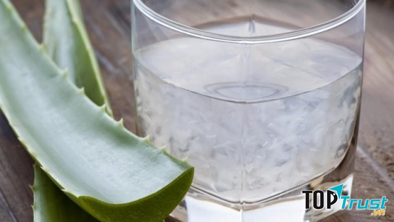 Nước nha đam đường phèn có tính mát và thanh nhiệt cơ thể