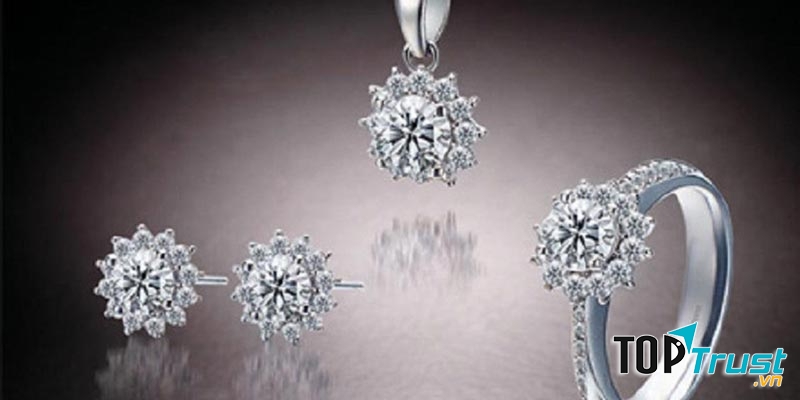 Nước rửa đồ trang sức