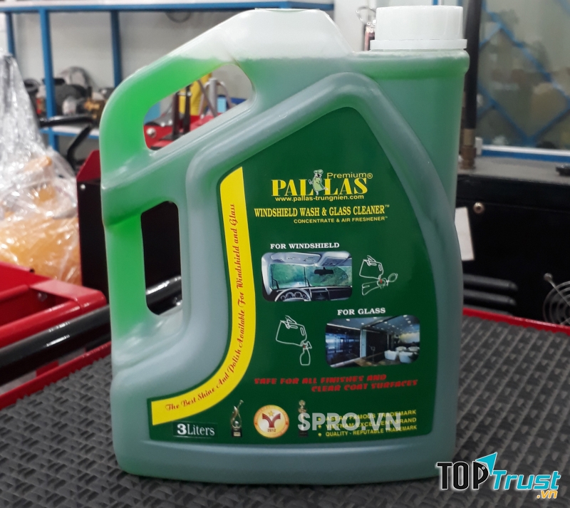 Nước rửa kính Pallas