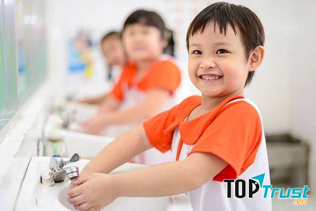 Rửa tay giúp trẻ phòng tránh các bệnh về hô hấp