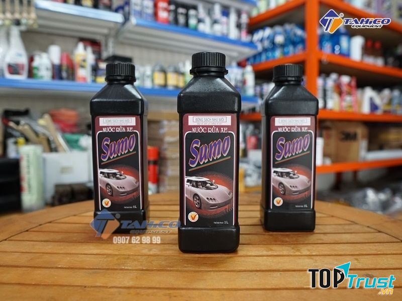 Nước rửa xe Sumo