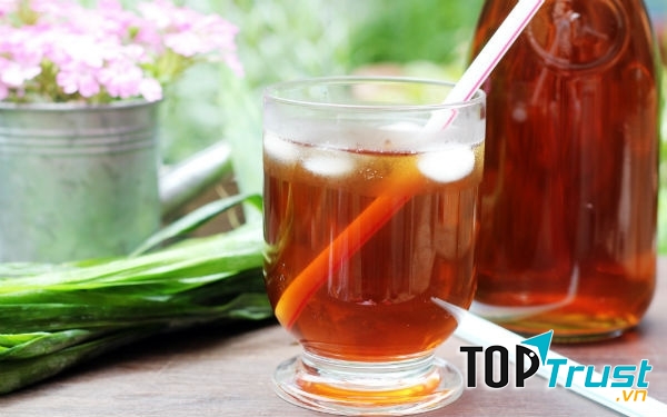 Tuyệt đối không uống nước sâm cùng thuốc