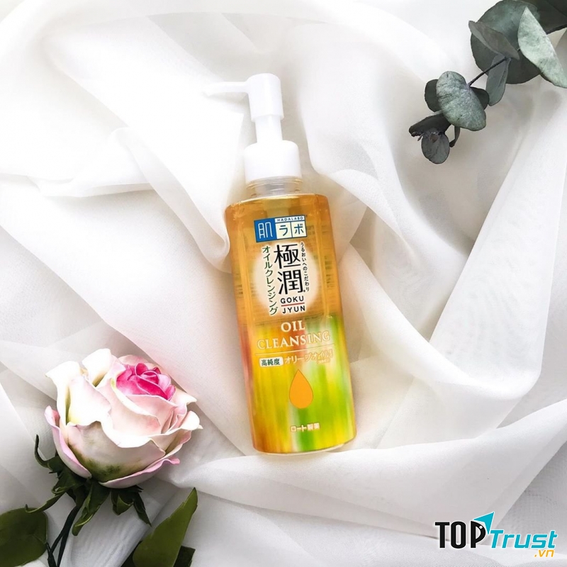 Rohto hada labo gokujun cleansing oil