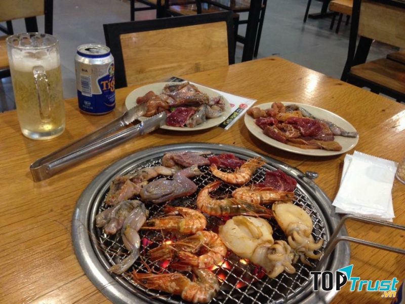 Nướng & Lẩu Tá Lả