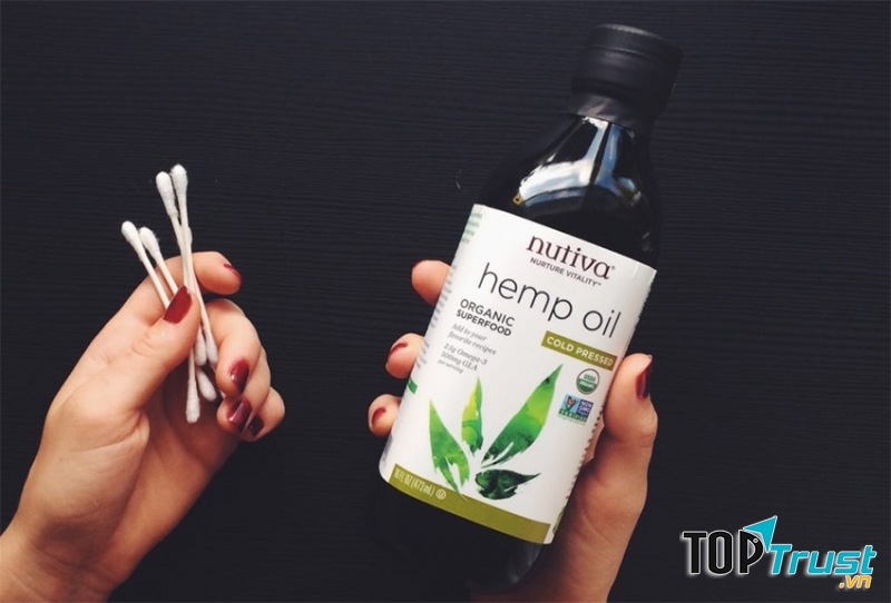 Nutiva’s Organic Cold Pressed Hemp Oil