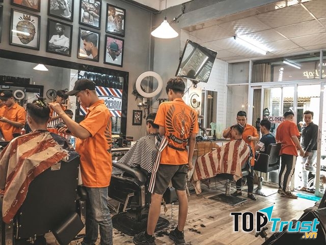 Nhân viên chuyên nghiệp, đam mê với nghề