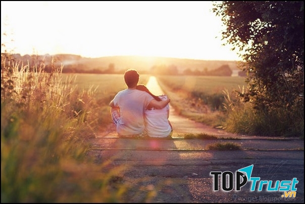 Bình yên khi ở bên anh.