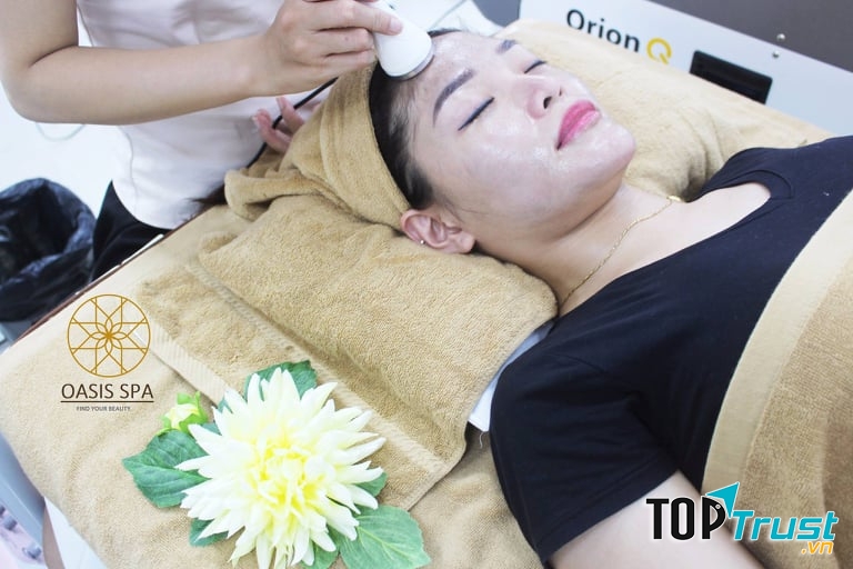 OASIS SPA HCM