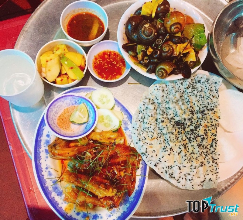 Ốc hẻm cây xoài