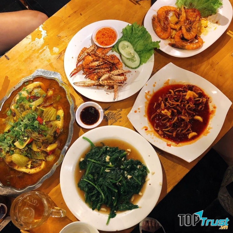 Tuyết - Quán Ốc 35K