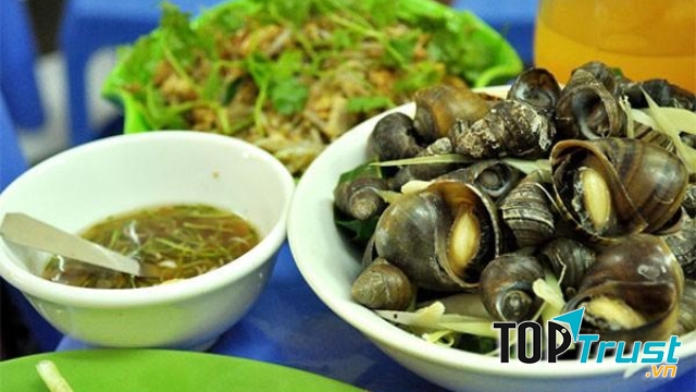 Ốc Đêm 77