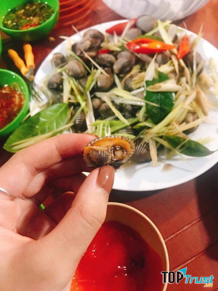 Ốc gật gù
