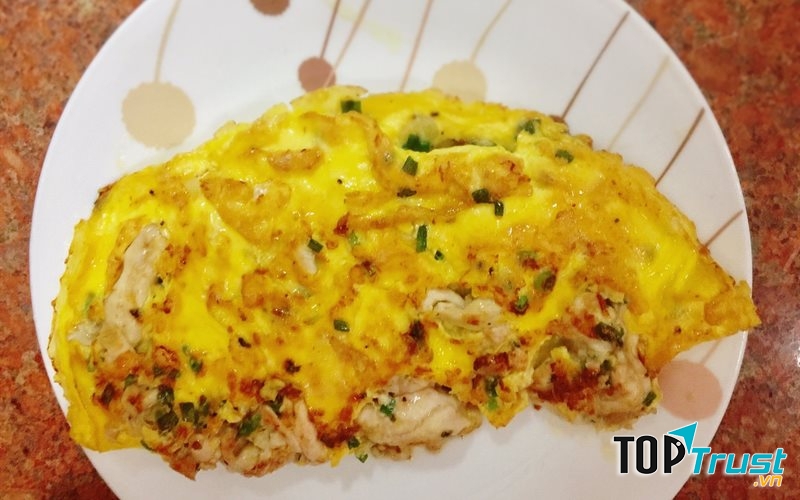 Chữa rối loạn tiền đình bằng món óc lợn trứng gà