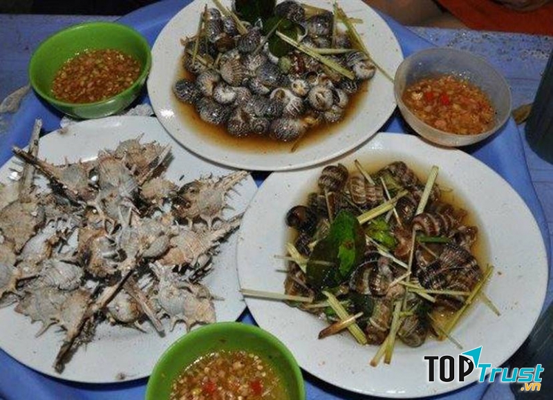 Ốc Lề Đường