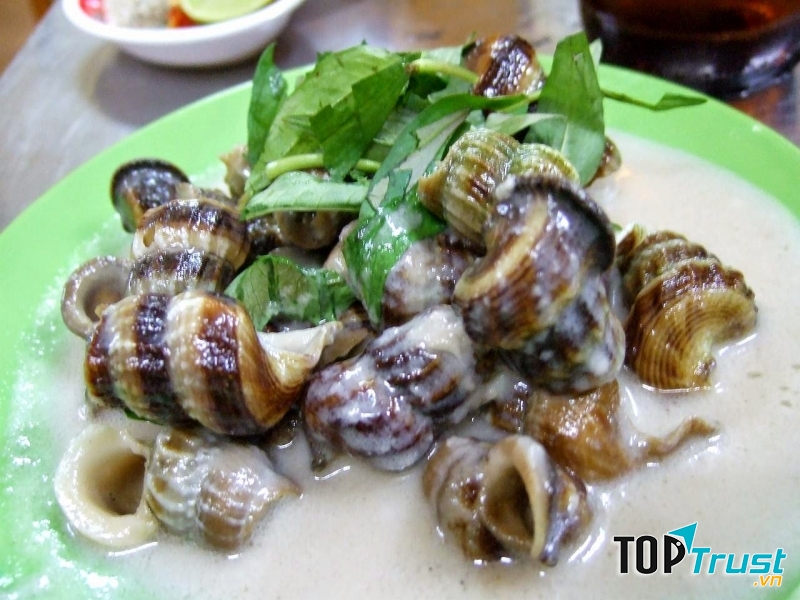 Ốc len xào dừa