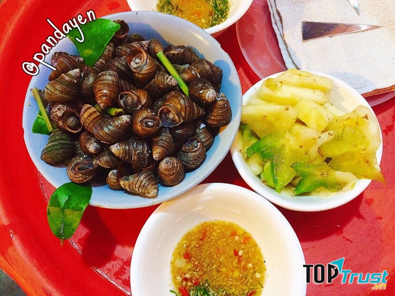 Ốc Luộc, Nem Rán