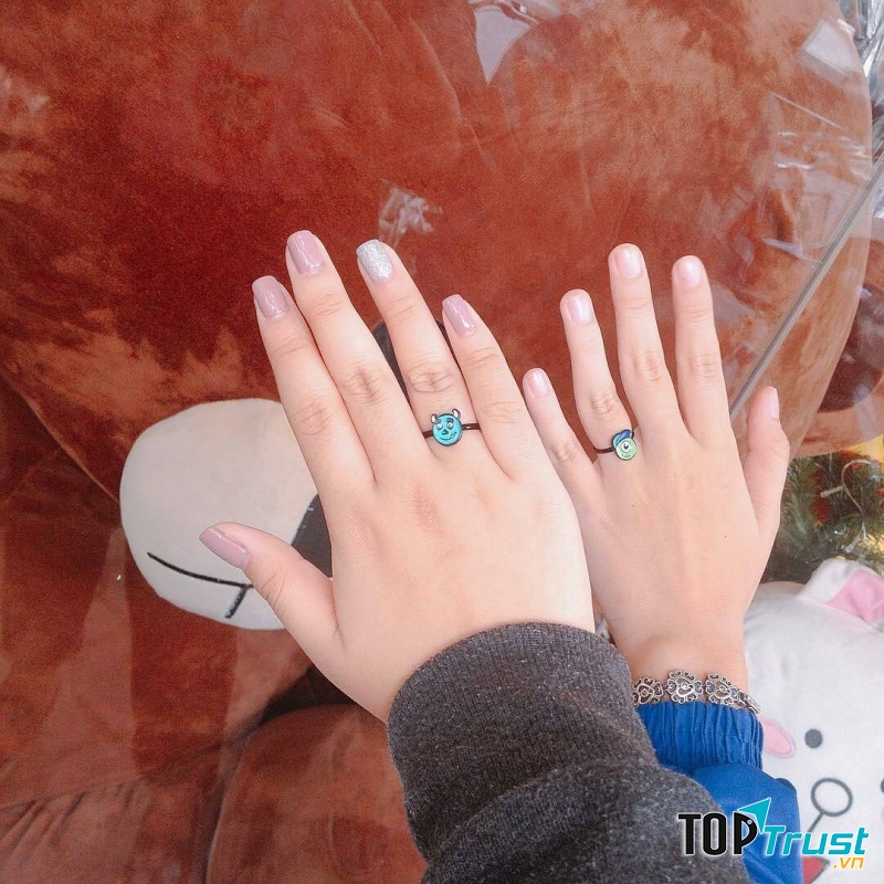 Hay là những chiếc nhẫn cặp dễ thương