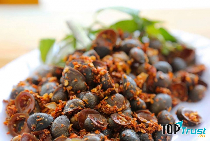 Ốc Thảo có giá cả vô cùng phải chăng nên thu hút các bạn trẻ tại Sài Gòn