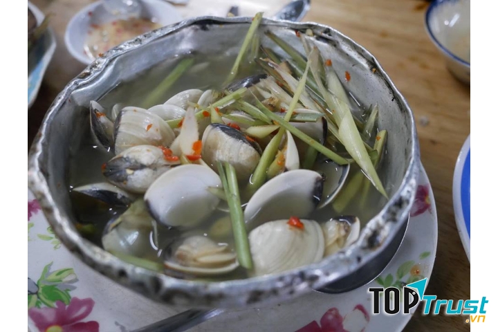 Ốc Trang - Nguyễn Chí Thanh